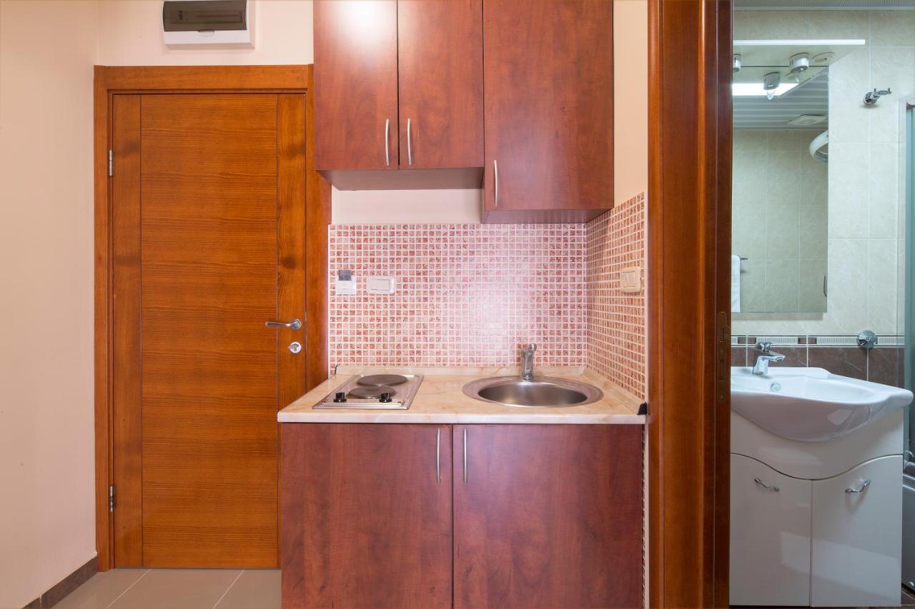 Apartmani Salus Budva Eksteriør bilde