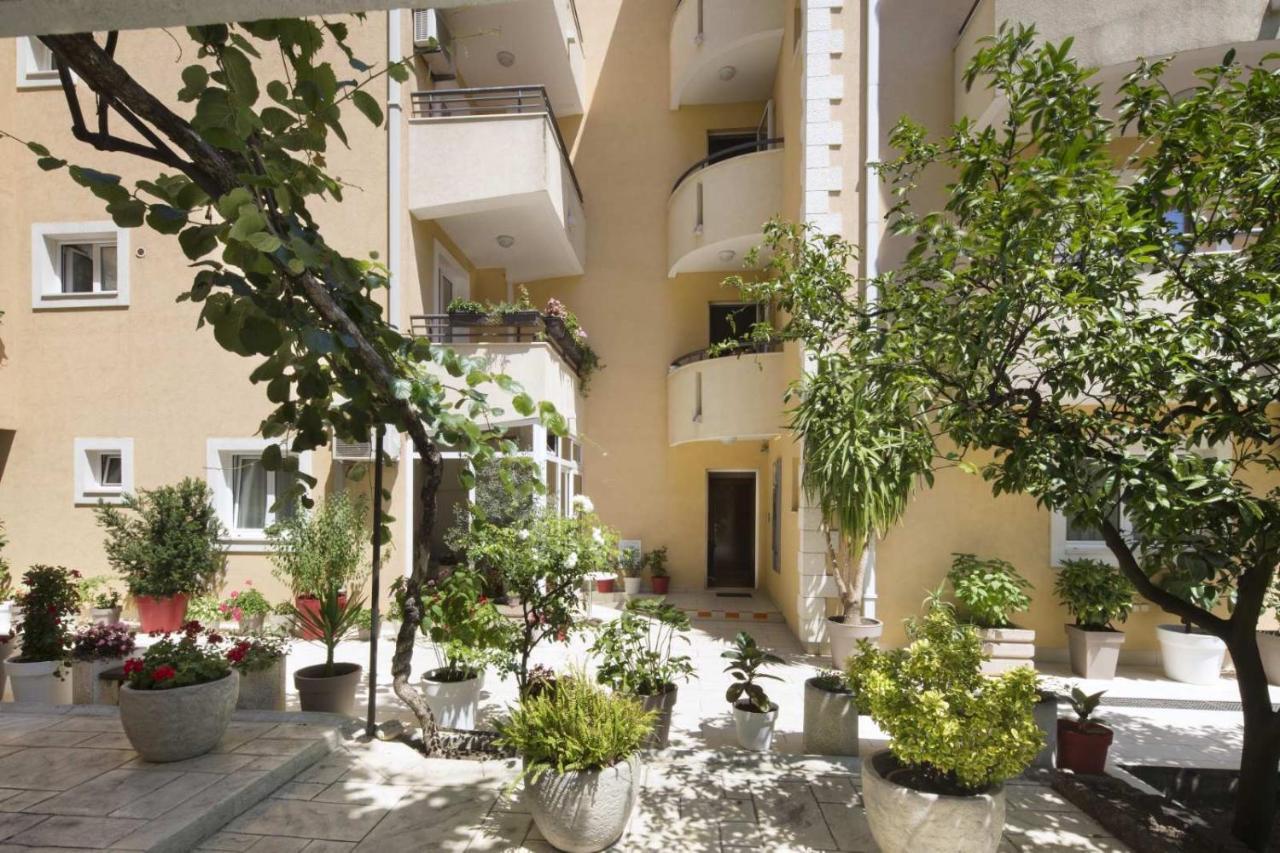 Apartmani Salus Budva Eksteriør bilde