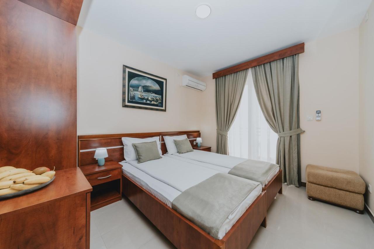 Apartmani Salus Budva Eksteriør bilde