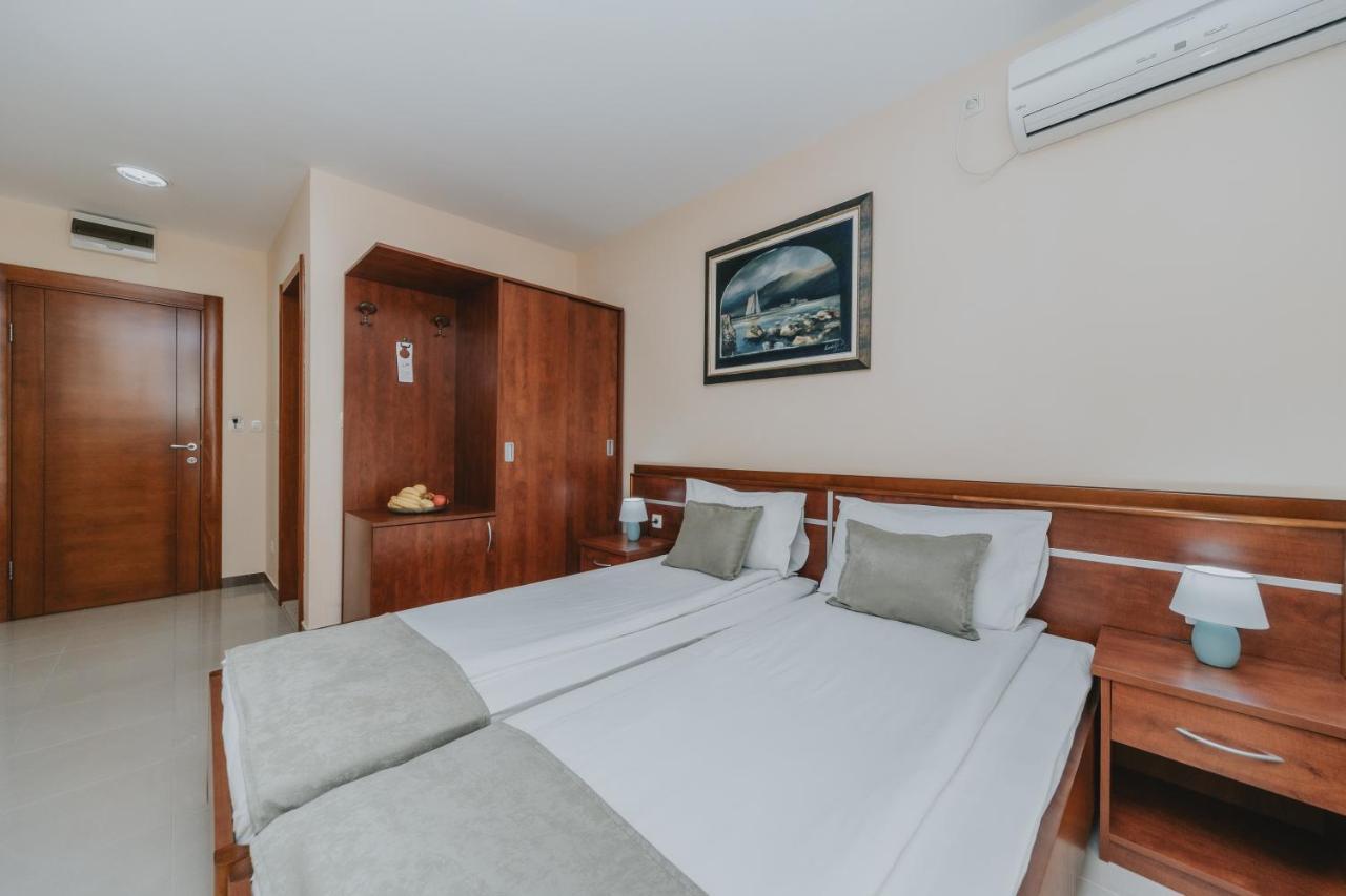 Apartmani Salus Budva Eksteriør bilde