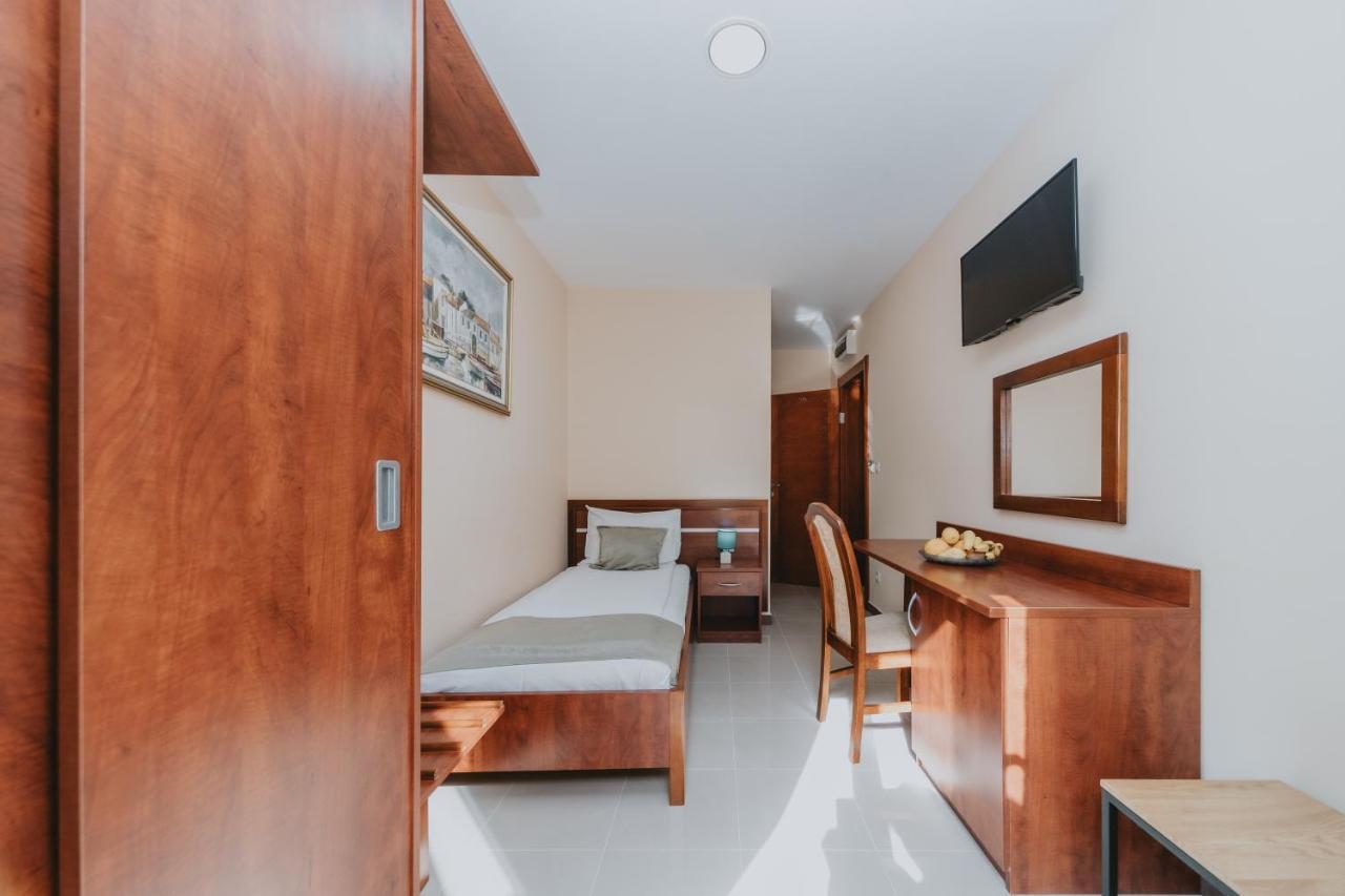 Apartmani Salus Budva Eksteriør bilde